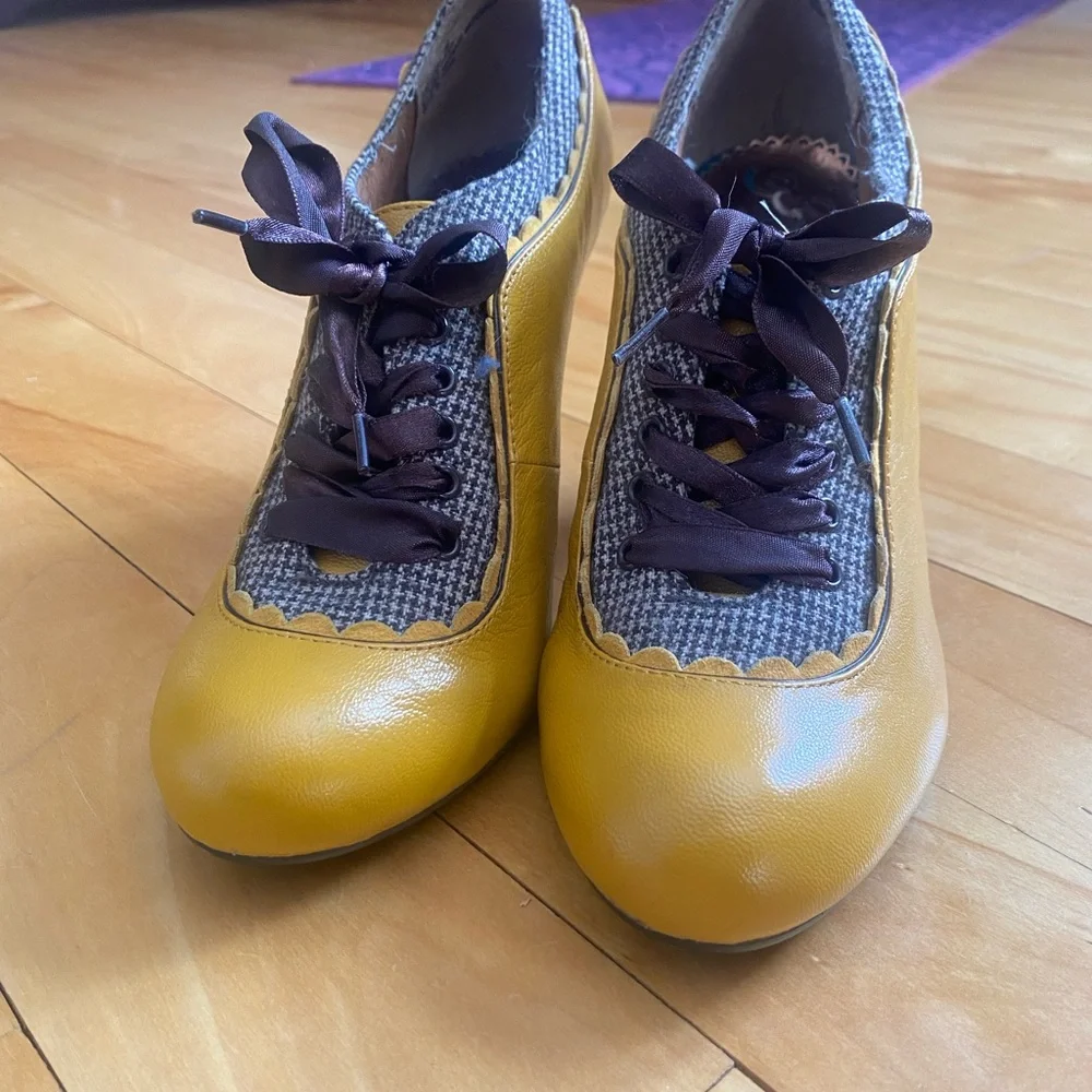 Vintage Oxford heels - Picture 2 of 6